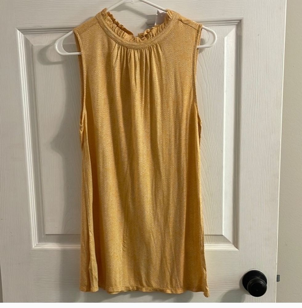 NWT LOFT Yellow/Gold & White Tank Top